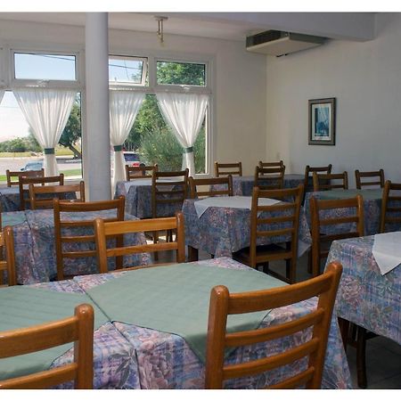 Hosteria Solar De La Costa Puerto Madryn Bagian luar foto