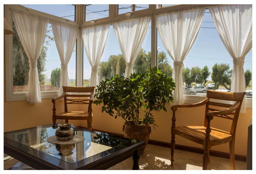 Hosteria Solar De La Costa Puerto Madryn Bagian luar foto