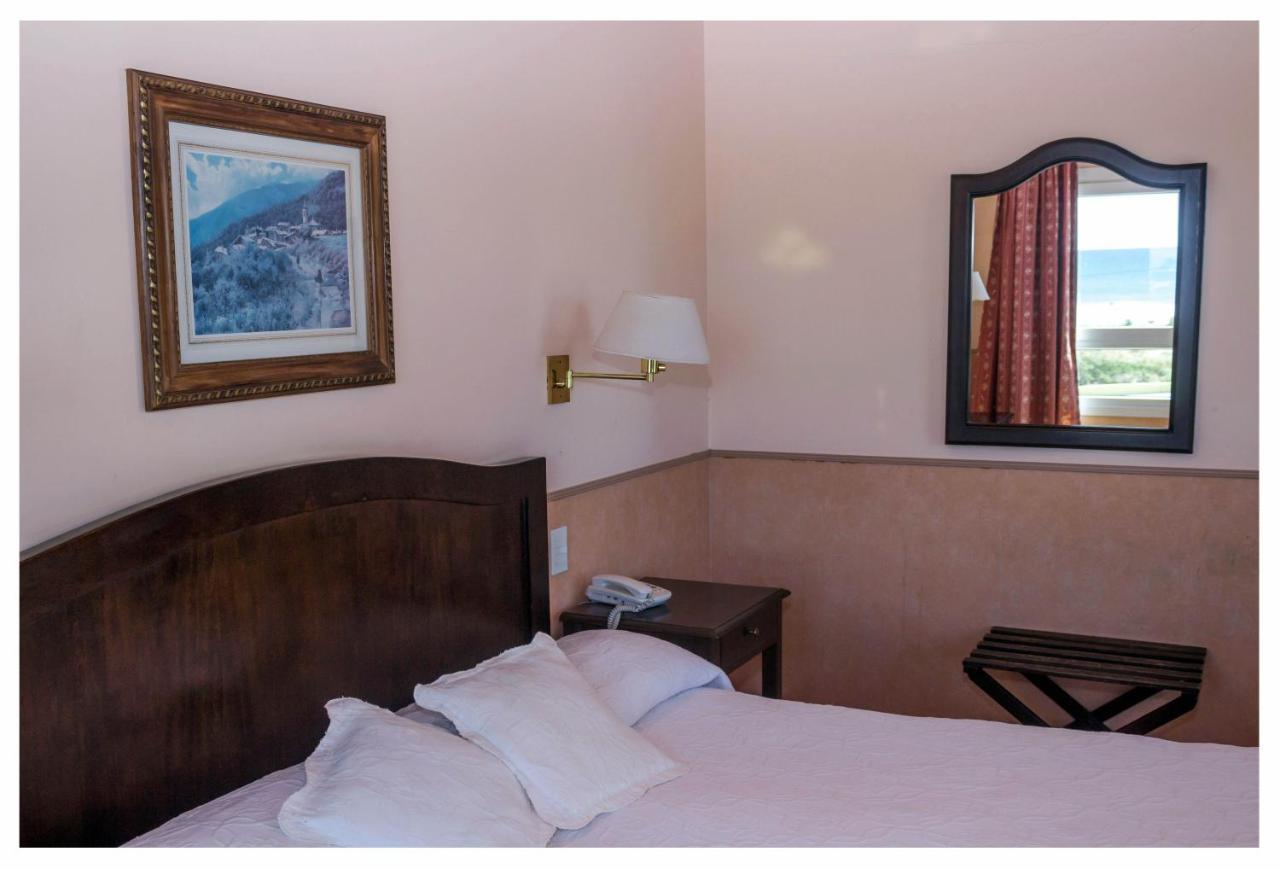 Hosteria Solar De La Costa Puerto Madryn Bagian luar foto